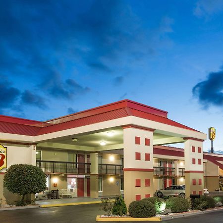 Super 8 By Wyndham Tifton Ξενοδοχείο Εξωτερικό φωτογραφία