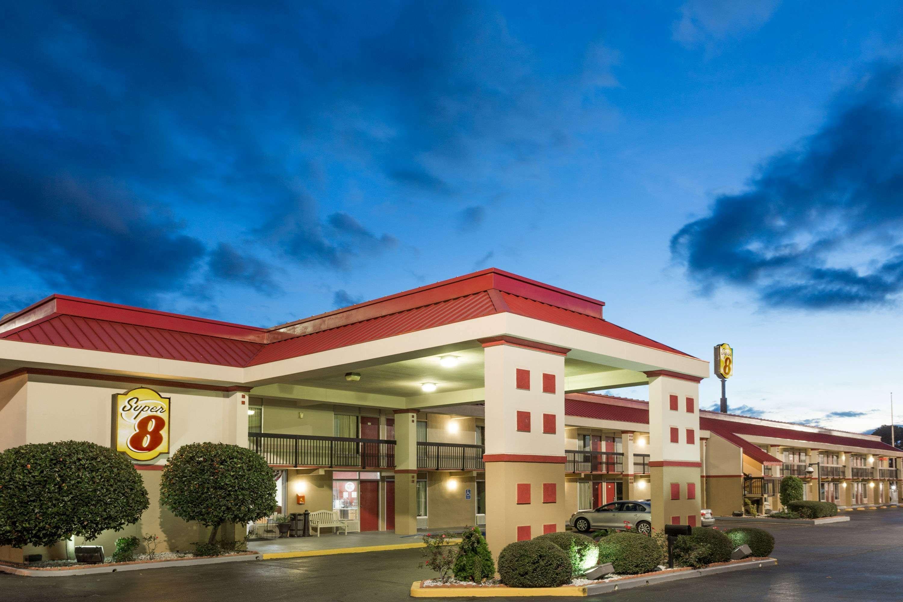 Super 8 By Wyndham Tifton Ξενοδοχείο Εξωτερικό φωτογραφία