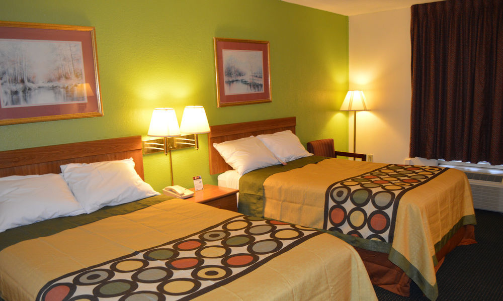 Super 8 By Wyndham Tifton Ξενοδοχείο Εξωτερικό φωτογραφία