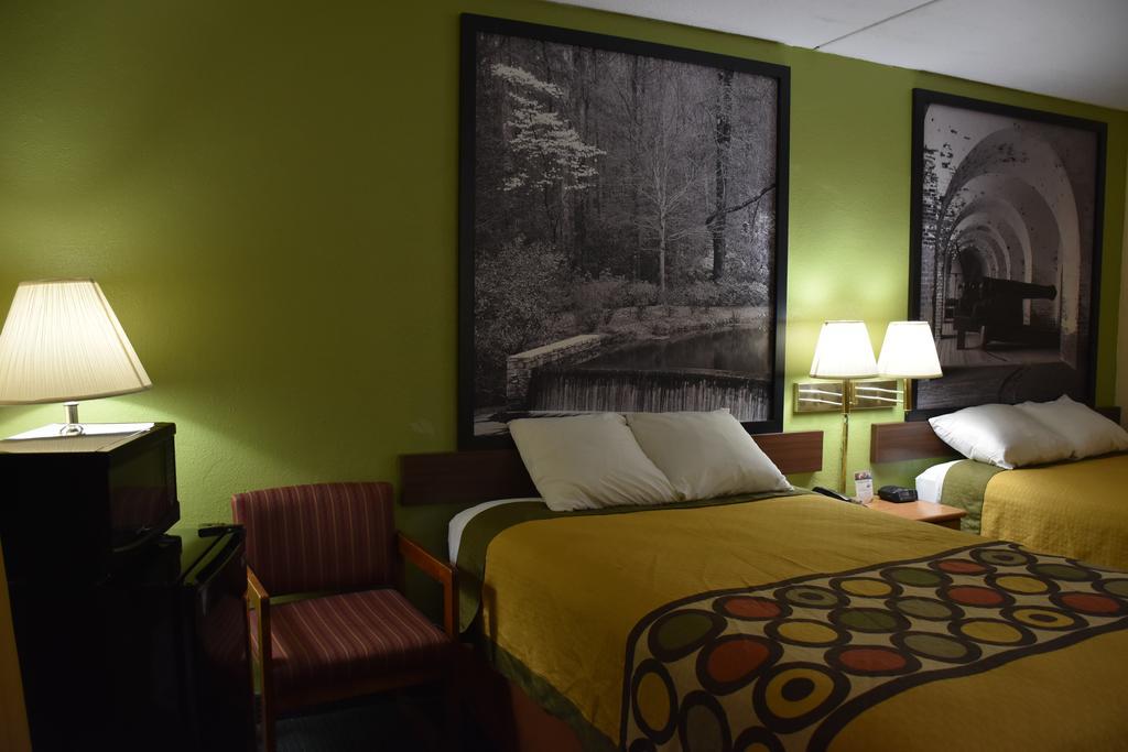 Super 8 By Wyndham Tifton Ξενοδοχείο Εξωτερικό φωτογραφία