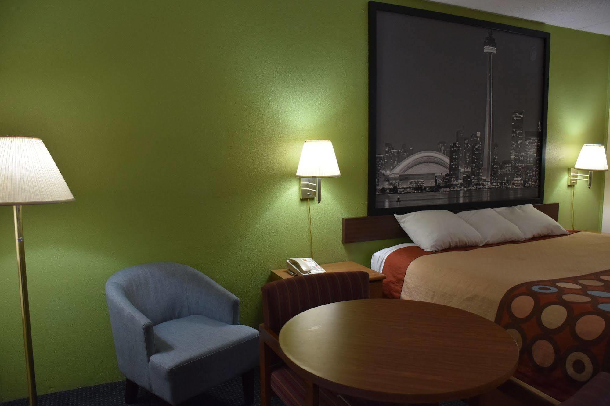 Super 8 By Wyndham Tifton Ξενοδοχείο Εξωτερικό φωτογραφία